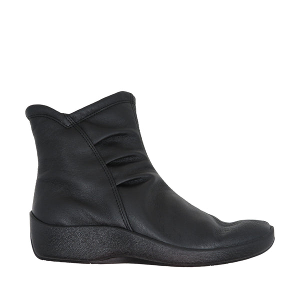 Arcopedico L19 Black – Shoes On Picton